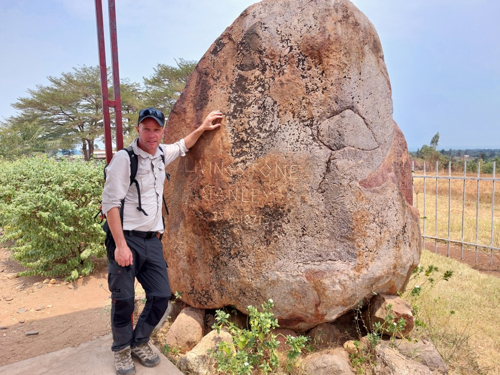 Livingstone-Stanley-Monument